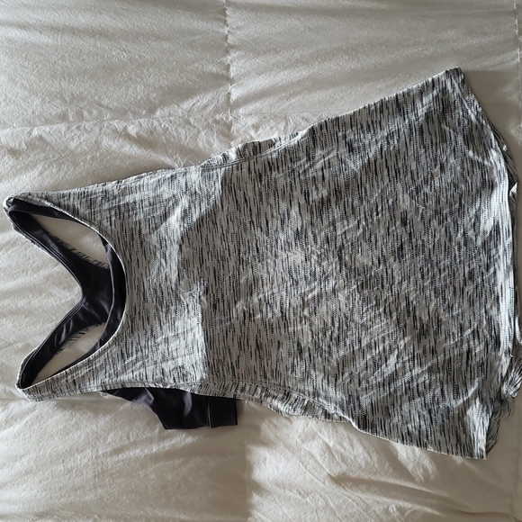 Lululemon tank top, size 4,grey and white - Picture 1 of 4